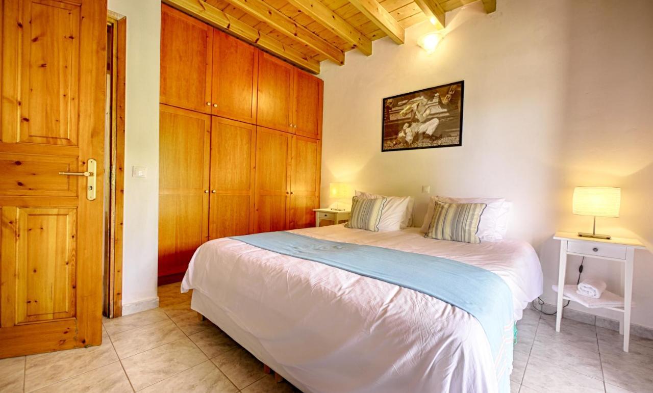 Zen Stone House Vila Agios Georgios Pagon Exterior foto