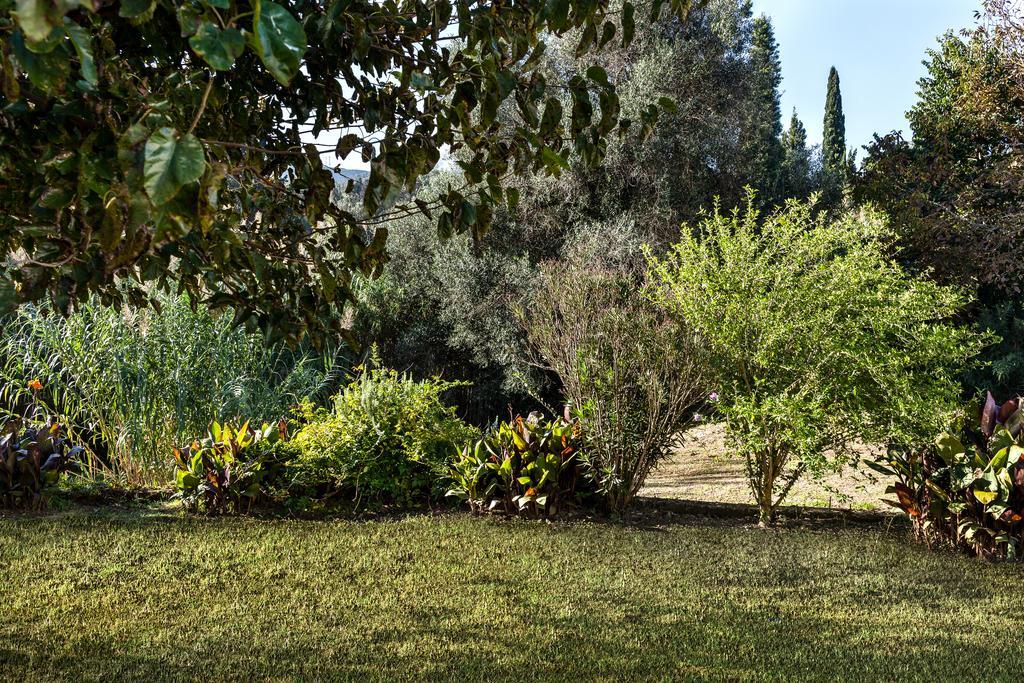 Zen Stone House Vila Agios Georgios Pagon Quarto foto